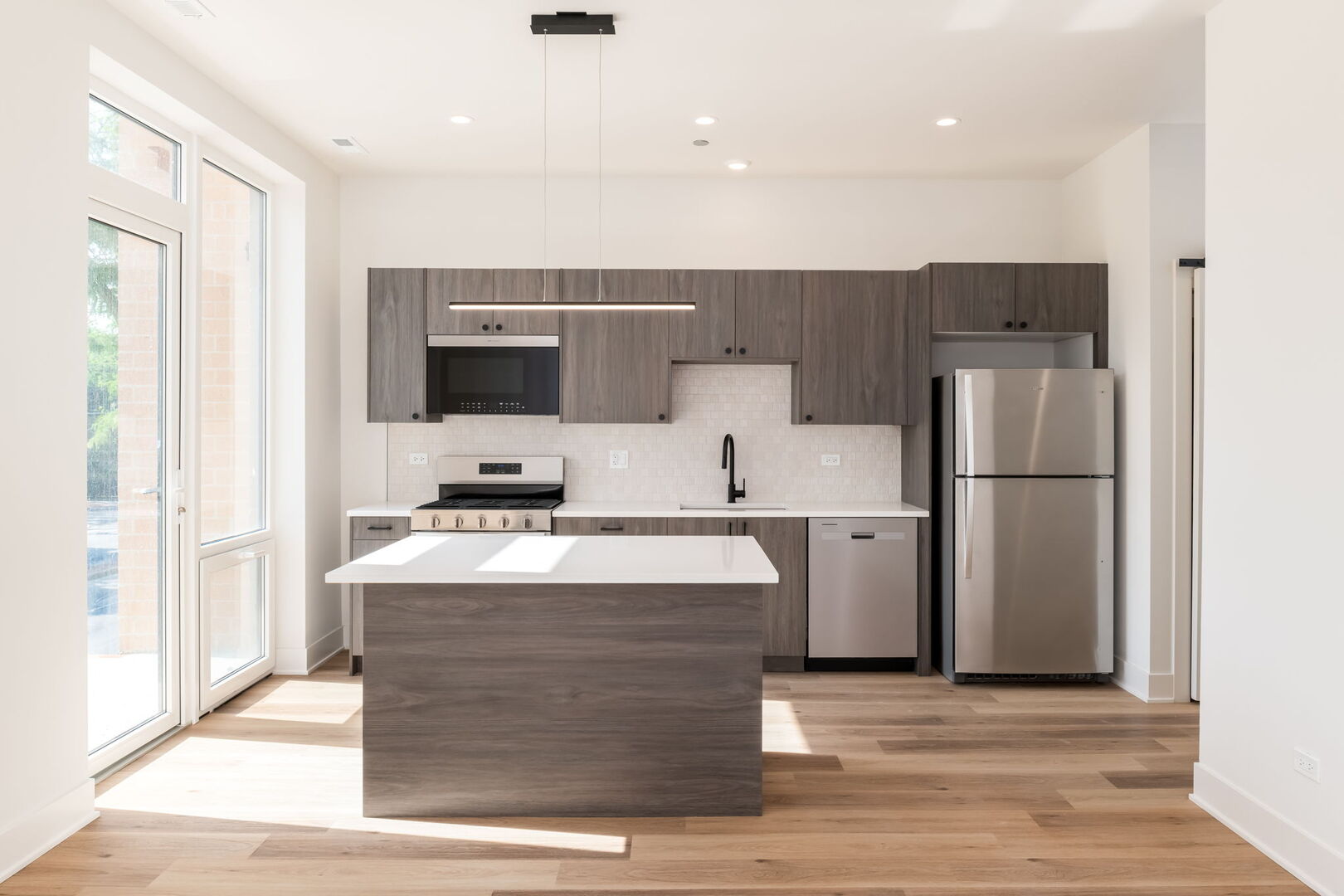 224 S Ashland Avenue 405