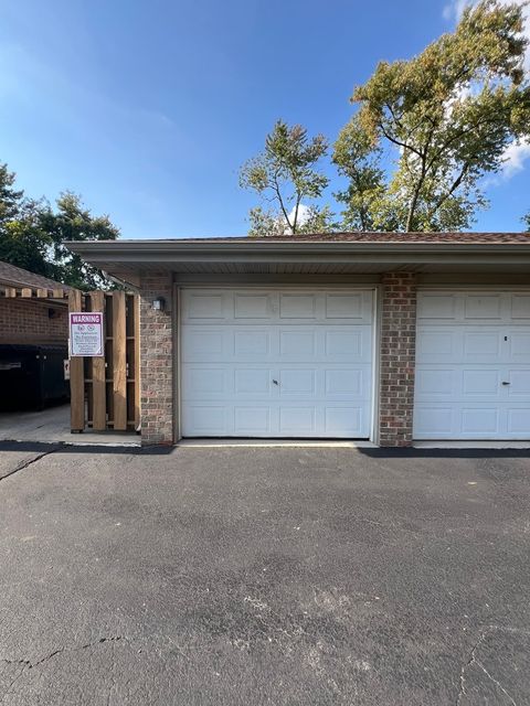 Tiny photo for 10278 SOUTHWEST Highway #2C, Chicago Ridge, IL 60415 (MLS # 12488294)