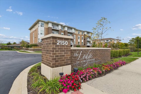 Photo of 2150 Founders Drive #343, Northbrook, IL 60062 (MLS # 12787767)