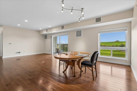 Tiny photo for 2150 Founders Drive #343, Northbrook, IL 60062 (MLS # 12787767)