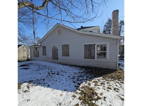 Tiny photo for 212 S Tryon Street, Woodstock, IL 60098 (MLS # 12597675)
