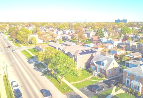 A home in Harwood Heights