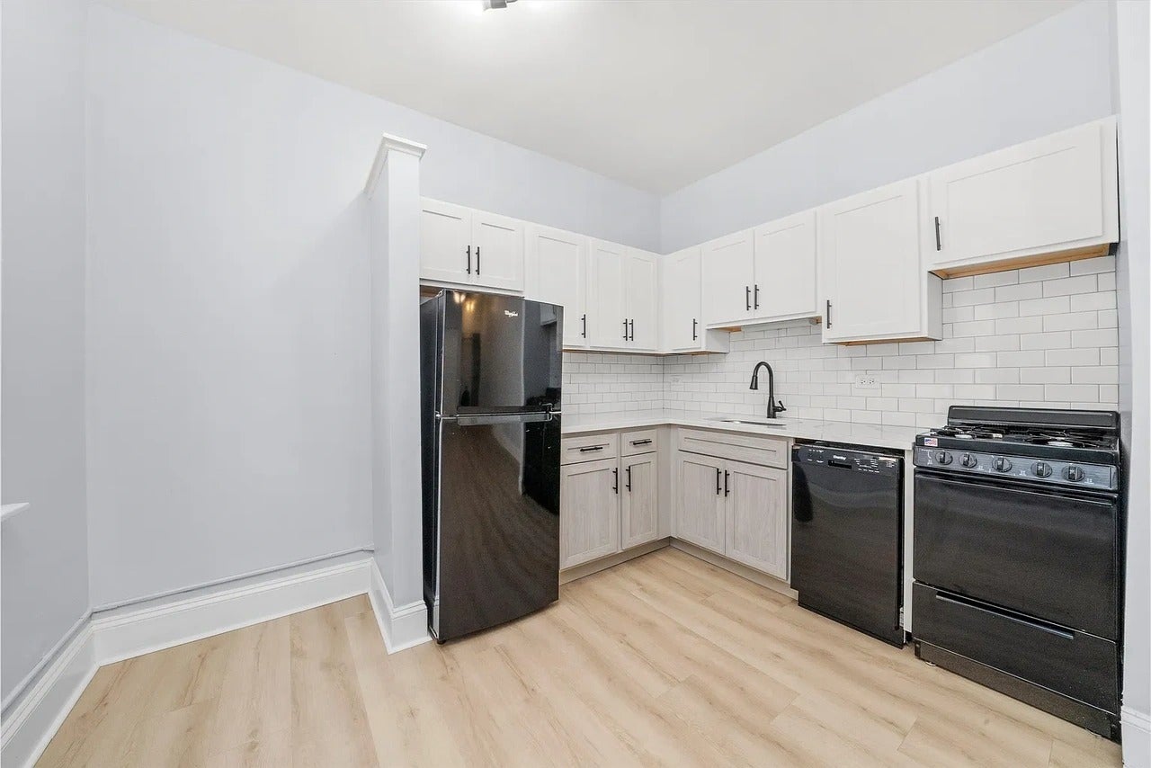 5135 S blackstone Avenue 309