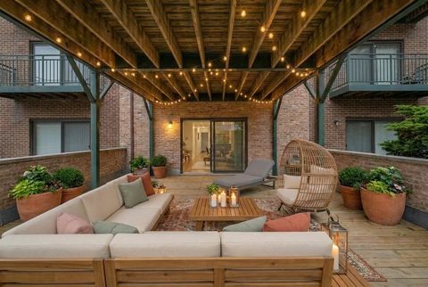 Tiny photo for 2363 E 70th Place #1, Chicago, IL 60649 (MLS # 12624023)