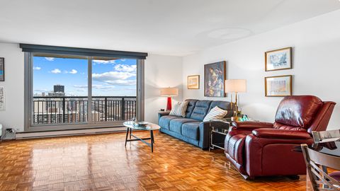 Tiny photo for 6007 N Sheridan Road #34G, Chicago, IL 60660 (MLS # 12611139)