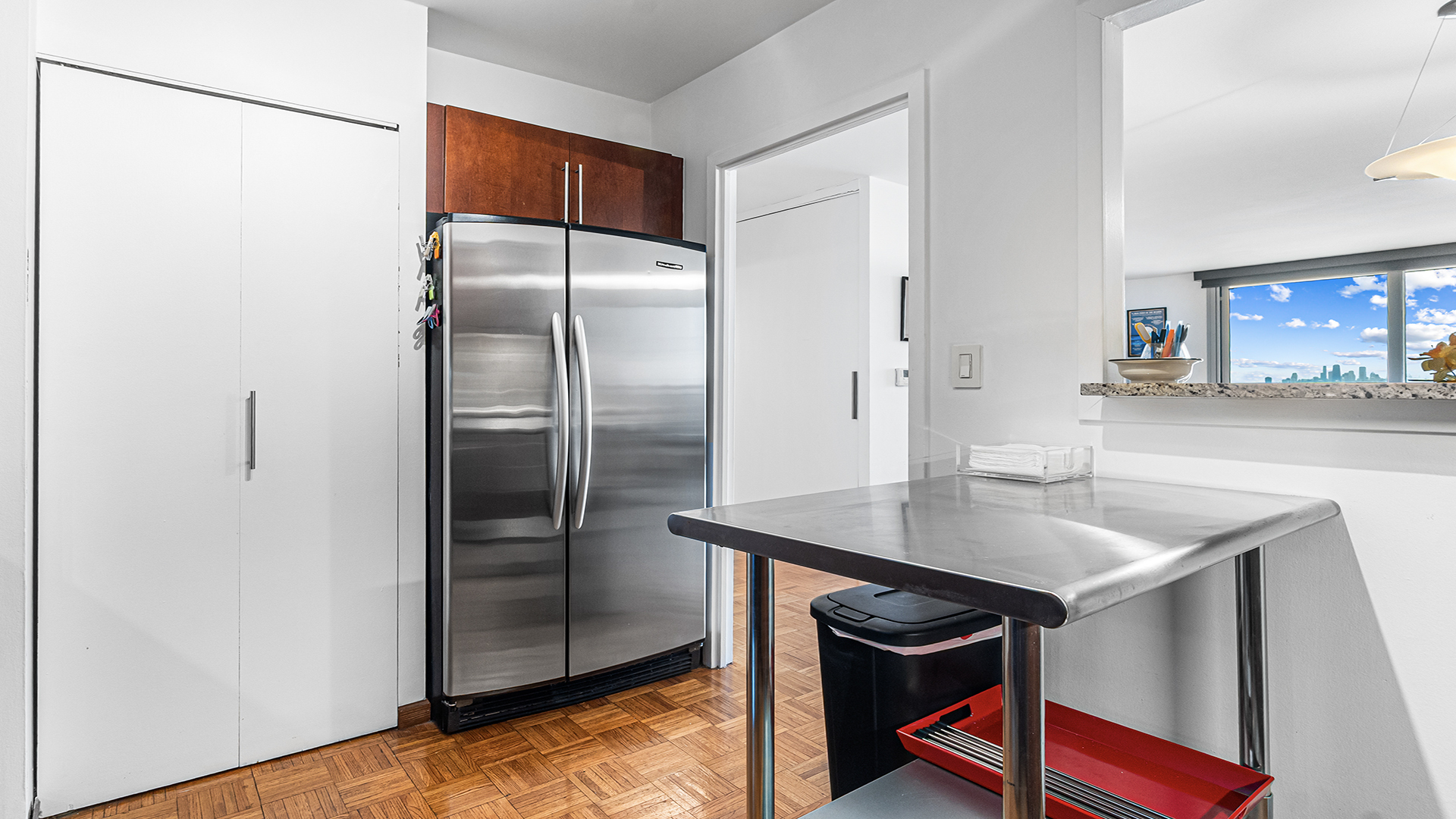 6007 N Sheridan Road 34G