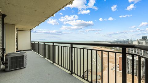 Tiny photo for 6007 N Sheridan Road #34G, Chicago, IL 60660 (MLS # 12611139)