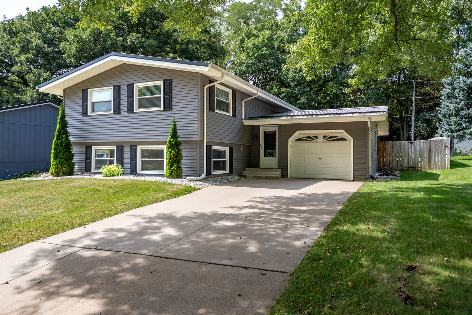 514 Walnut Court