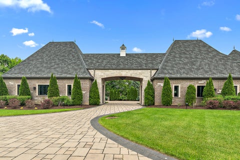 Tiny photo for 15w181 87th Street, Burr Ridge, IL 60527 (MLS # 12655551)