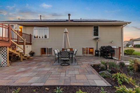 Tiny photo for 6472 Corinas Curve, Rockford, IL 61103 (MLS # 12491997)