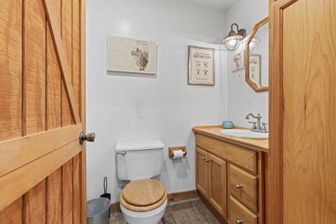 Tiny photo for 6472 Corinas Curve, Rockford, IL 61103 (MLS # 12491997)
