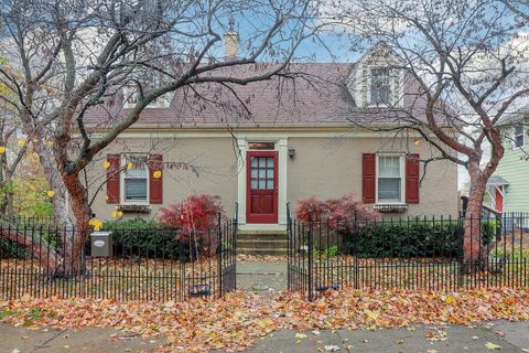 A home in St. Charles