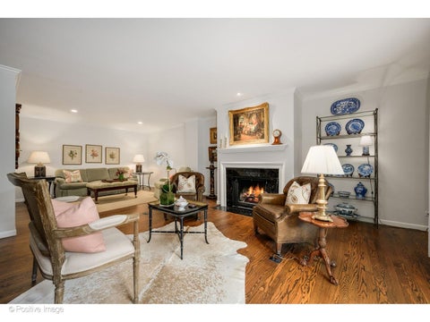 Tiny photo for 105 E Laurel Avenue #103, Lake Forest, IL 60045 (MLS # 12719148)