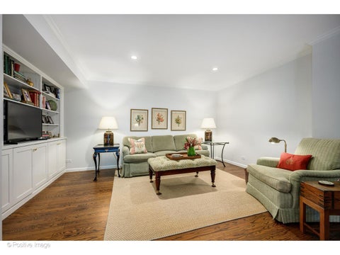 Tiny photo for 105 E Laurel Avenue #103, Lake Forest, IL 60045 (MLS # 12719148)