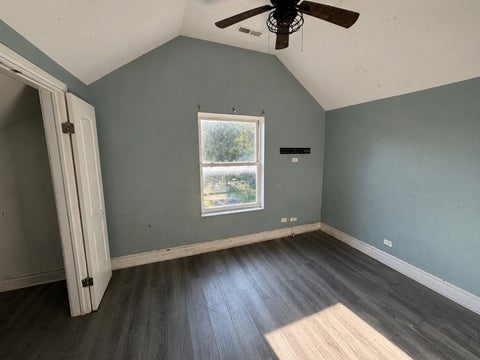Tiny photo for 7921 S RIDGELAND Avenue, Chicago, IL 60617 (MLS # 12721876)