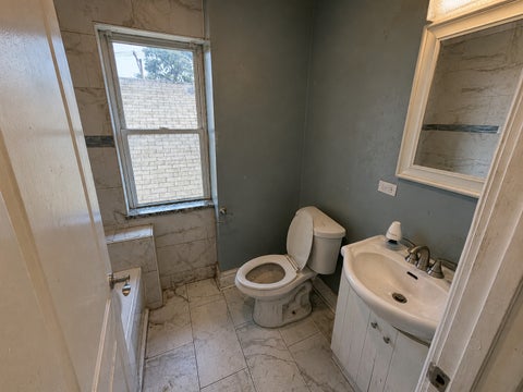 Tiny photo for 7921 S RIDGELAND Avenue, Chicago, IL 60617 (MLS # 12721876)