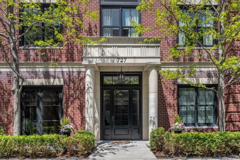 Photo of 727 N McKinley Road #100, Lake Forest, IL 60045 (MLS # 12644708)
