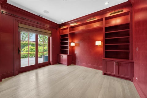 Tiny photo for 727 N McKinley Road #100, Lake Forest, IL 60045 (MLS # 12644708)