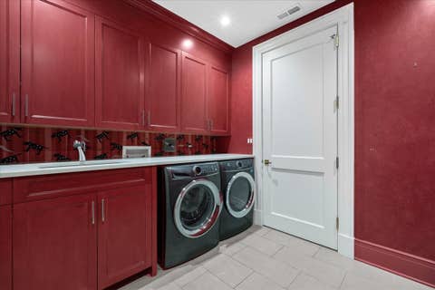 Tiny photo for 727 N McKinley Road #100, Lake Forest, IL 60045 (MLS # 12644708)