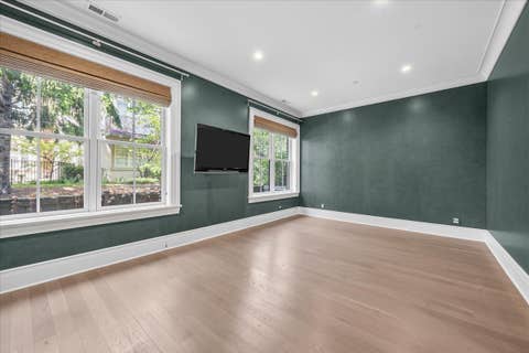 Tiny photo for 727 N McKinley Road #100, Lake Forest, IL 60045 (MLS # 12644708)