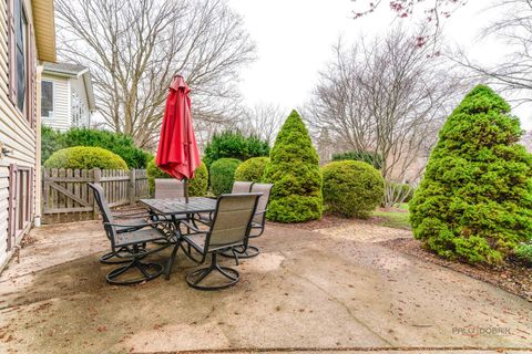 Tiny photo for 125 S Deerpath Drive, Vernon Hills, IL 60061 (MLS # 12628127)