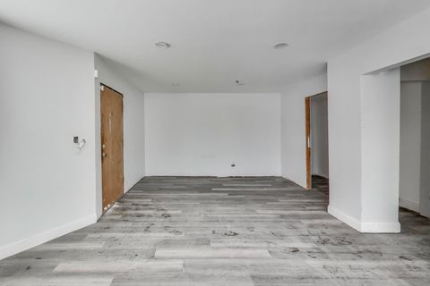 Tiny photo for 405 N Lawler Avenue, Chicago, IL 60644 (MLS # 12528455)