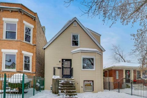 Tiny photo for 405 N Lawler Avenue, Chicago, IL 60644 (MLS # 12528455)
