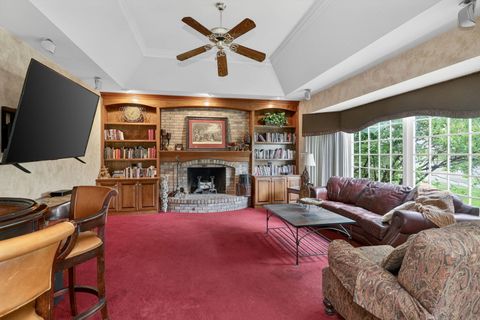 Tiny photo for 26W248 Tuckaway Court, Winfield, IL 60190 (MLS # 12585368)