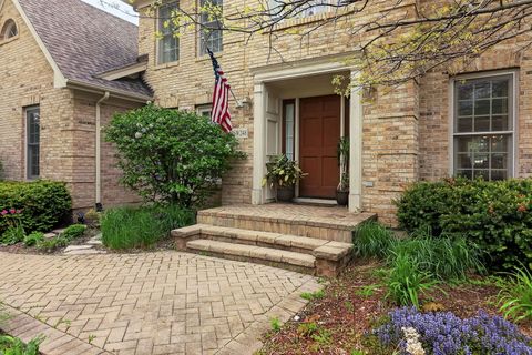 Property photo of 26w248 Tuckaway Court, Winfield, IL 60190