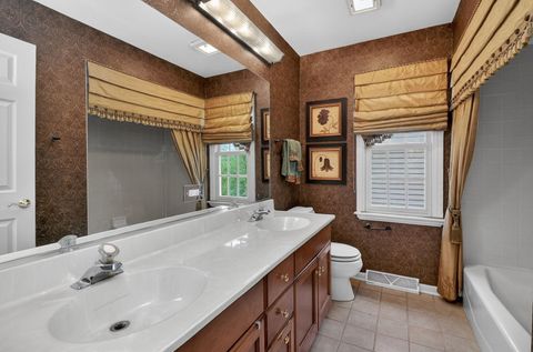 Tiny photo for 26W248 Tuckaway Court, Winfield, IL 60190 (MLS # 12585368)