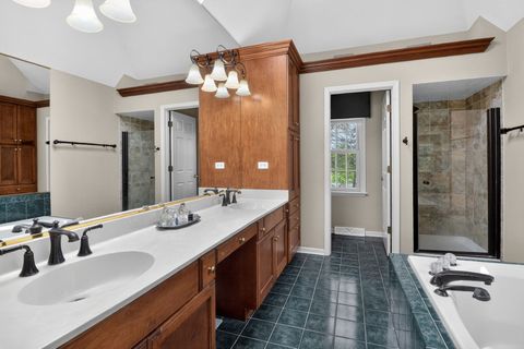 Tiny photo for 26W248 Tuckaway Court, Winfield, IL 60190 (MLS # 12585368)