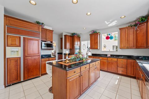 Tiny photo for 28951 Forest Lake Lane, Libertyville, IL 60048 (MLS # 12546303)