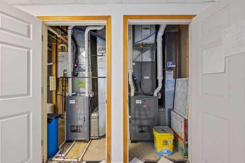 Tiny photo for 28951 Forest Lake Lane, Libertyville, IL 60048 (MLS # 12546303)