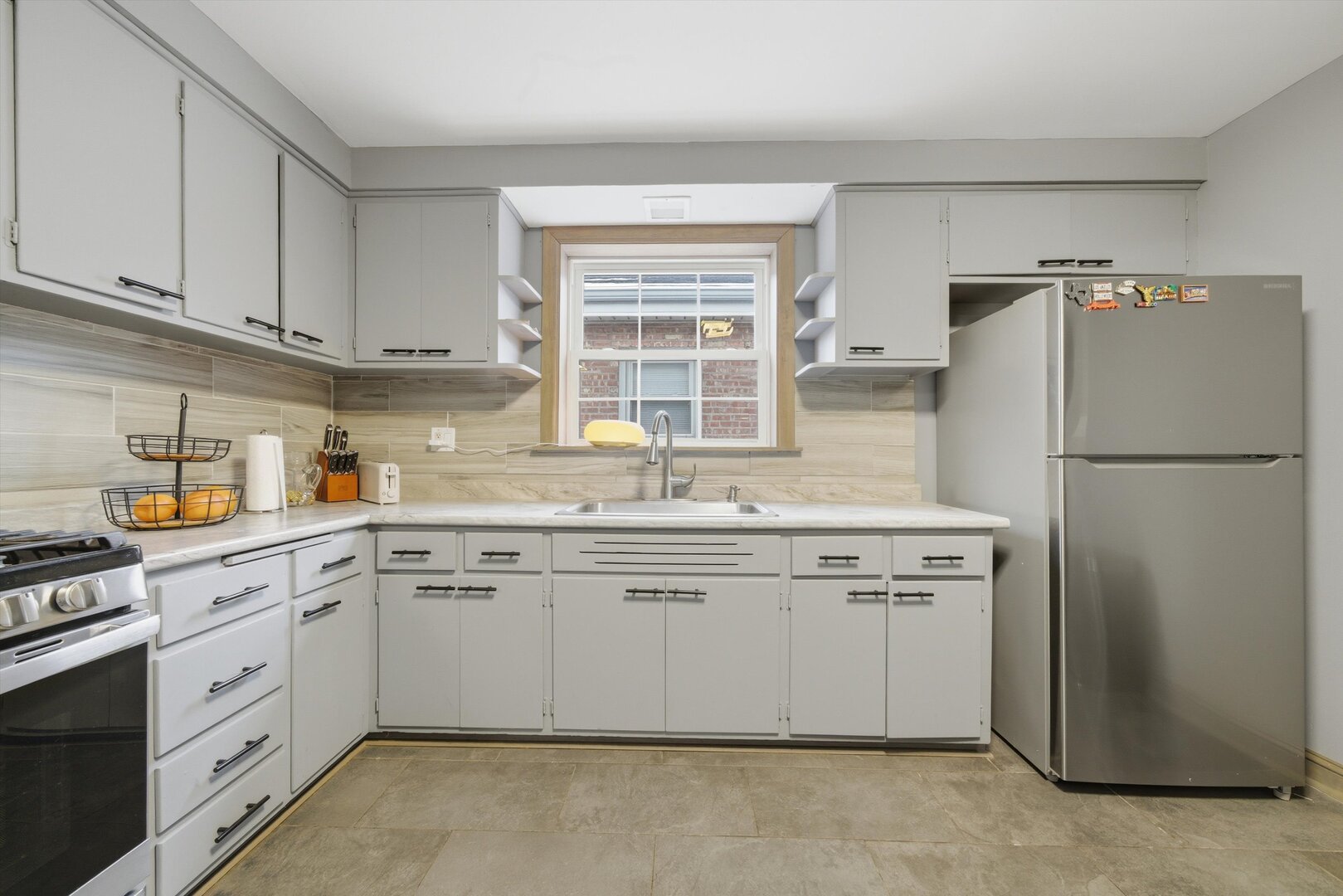 4449 S Kedvale Avenue