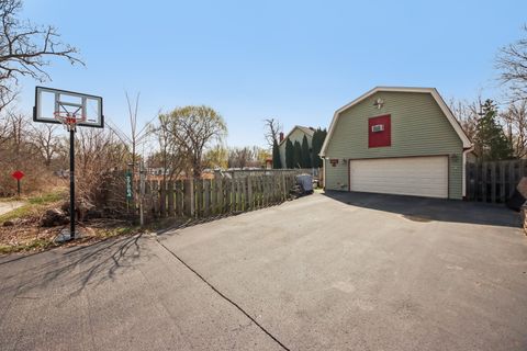 Tiny photo for 27884 W Riverside Drive, Antioch, IL 60002 (MLS # 12605869)