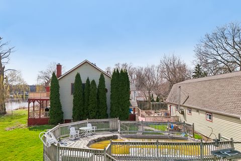 Tiny photo for 27884 W Riverside Drive, Antioch, IL 60002 (MLS # 12605869)