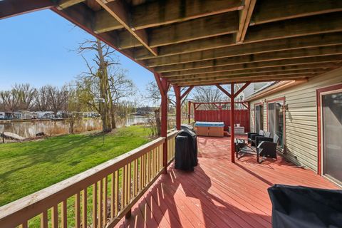 Tiny photo for 27884 W Riverside Drive, Antioch, IL 60002 (MLS # 12605869)