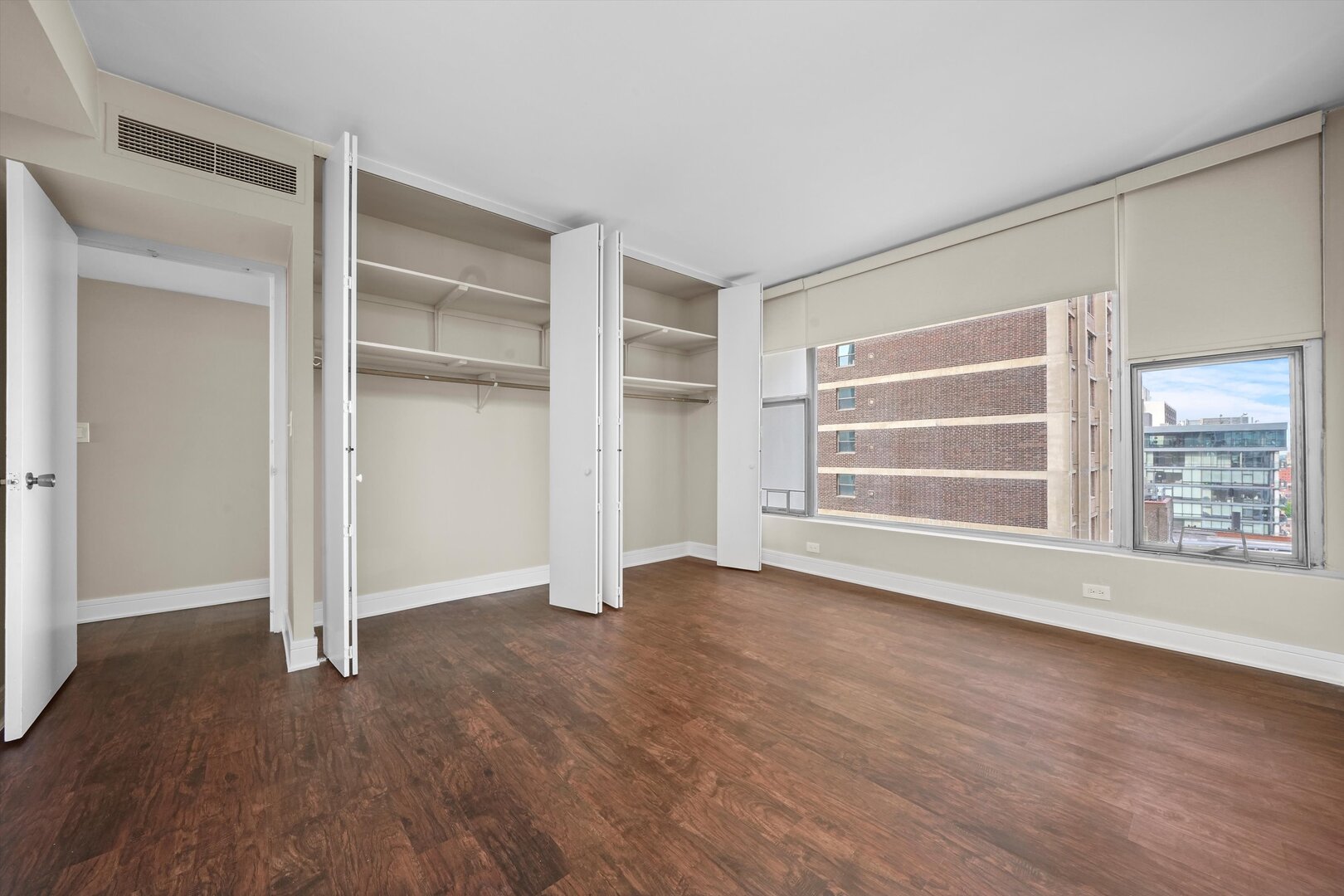 3200 N LAKE SHORE Drive 1904