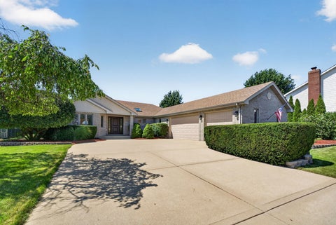 Photo of 2377 Rock Canyon Cyn, New Lenox, IL 60451 (MLS # 12738764)