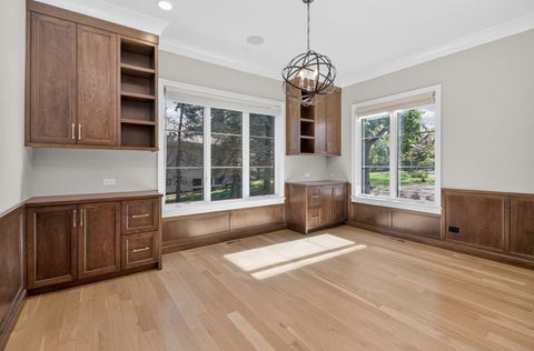 Tiny photo for 115 W 59th Street, Hinsdale, IL 60521 (MLS # 12753315)