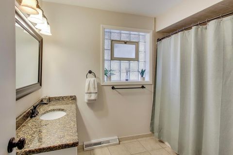 Tiny photo for 216 S Madison Street, Hinsdale, IL 60521 (MLS # 12494231)