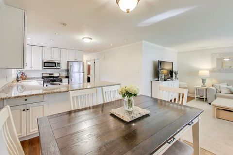 Tiny photo for 216 S Madison Street, Hinsdale, IL 60521 (MLS # 12494231)