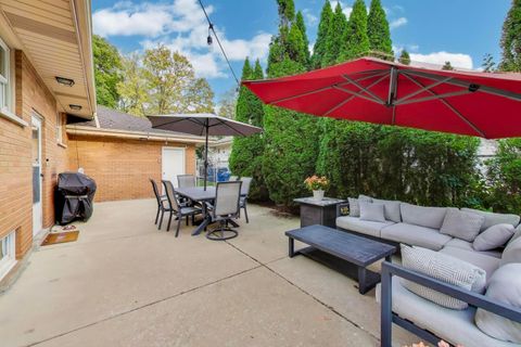 Tiny photo for 216 S Madison Street, Hinsdale, IL 60521 (MLS # 12494231)