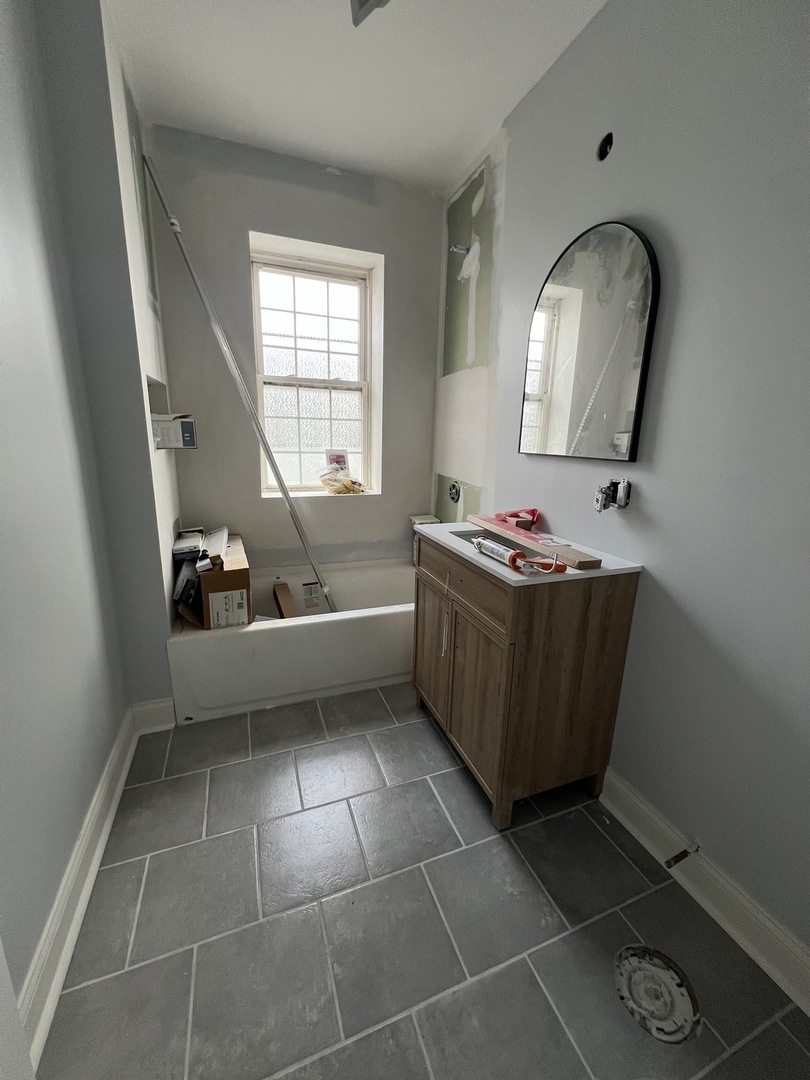 5426 W Flournoy Street