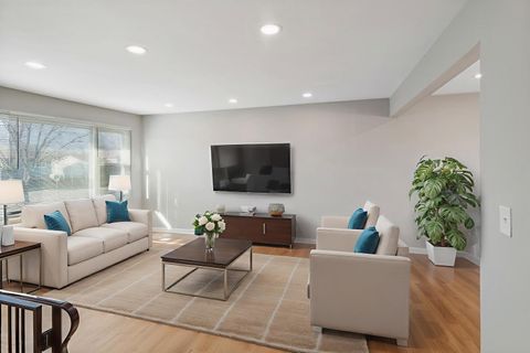 Tiny photo for 16531 76th Avenue, Tinley Park, IL 60477 (MLS # 12562281)