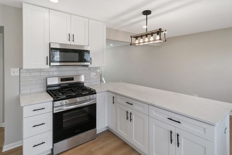 Tiny photo for 16531 76th Avenue, Tinley Park, IL 60477 (MLS # 12562281)