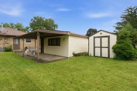 Tiny photo for 5425 W 83rd Place, Burbank, IL 60459 (MLS # 12679374)