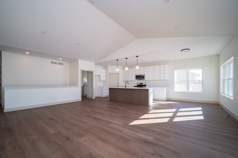 Tiny photo for 550 Cross Plains Road, Rockford, IL 61107 (MLS # 12561986)