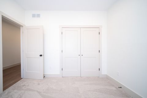 Tiny photo for 550 Cross Plains Road, Rockford, IL 61107 (MLS # 12561986)