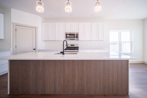 Tiny photo for 550 Cross Plains Road, Rockford, IL 61107 (MLS # 12561986)